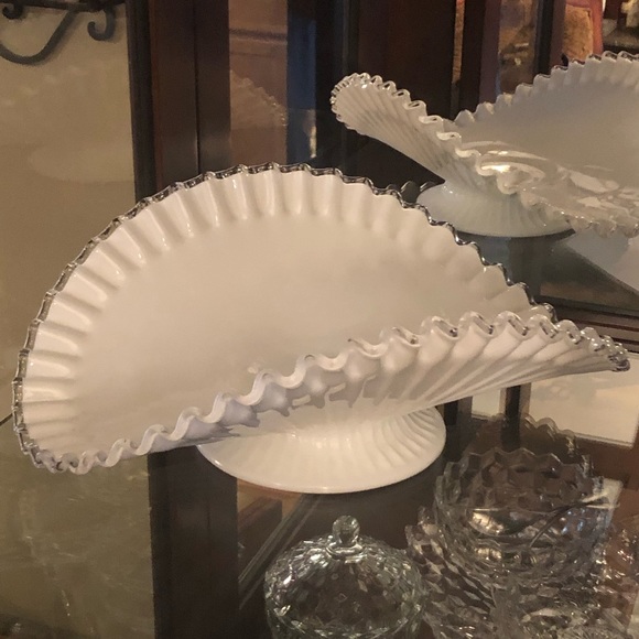 Fenton Silver Crest Serving Bowl - Picture 2 of 9